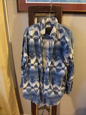 Vintage Woolrich Blue and White Aztec cotton-blend Shirt
